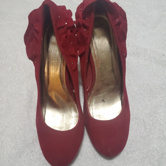 Red heels - Picture 4 of 4